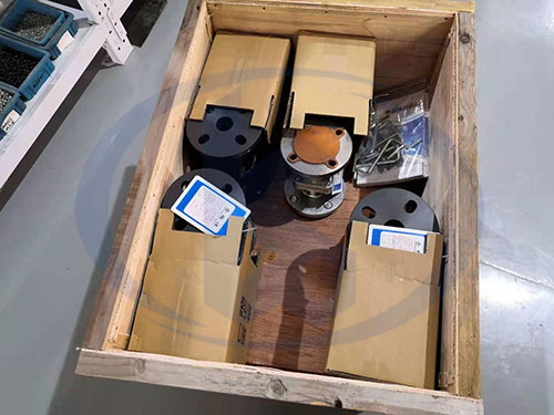 電動(dòng)塑料球閥打包圖